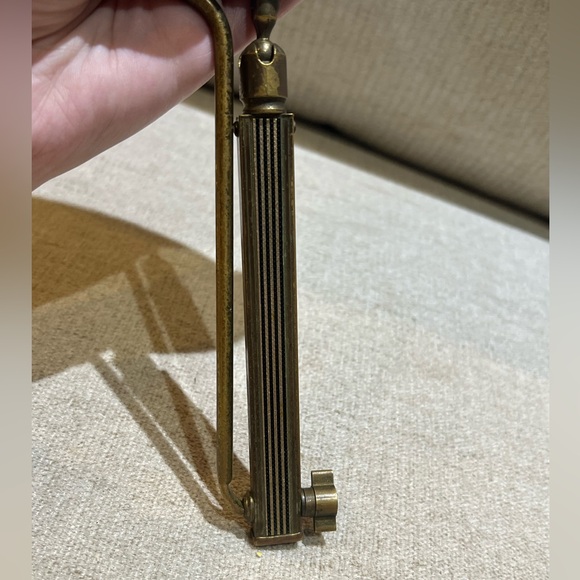 Vintage 1950s Mid Century Brass Adjustable Table Mirror - Picture 9 of 10